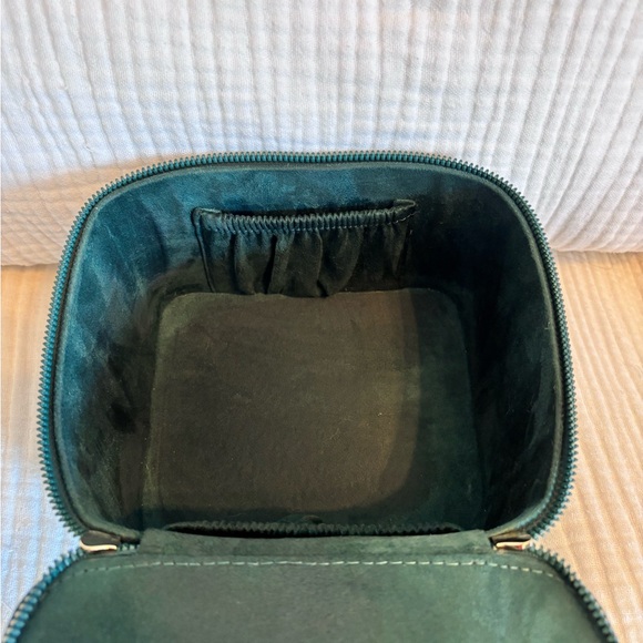 Green Suede Women's Bag - Picture 10 of 10